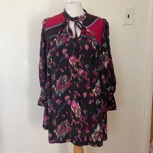 Silk Lux shirt dress with cute stitching size xs